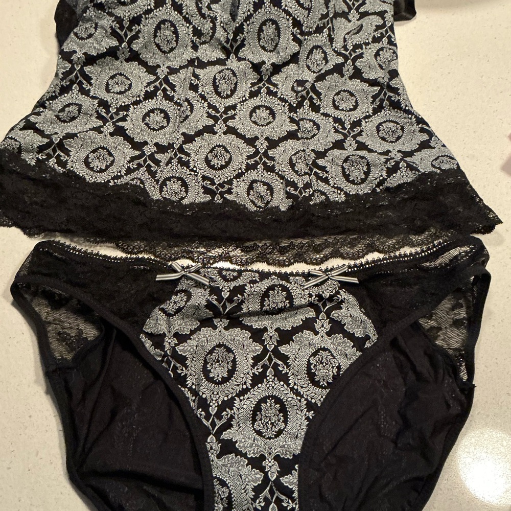Passionata Black and White Lace Trimmed Panties and top Intimates